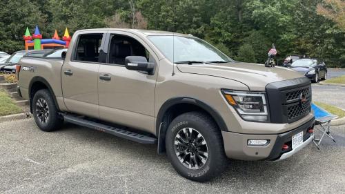 z6-Titan